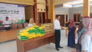 Gerakan Pangan Murah di Desa Ciwuni