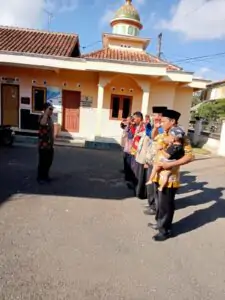 APEL PAGI UNIK